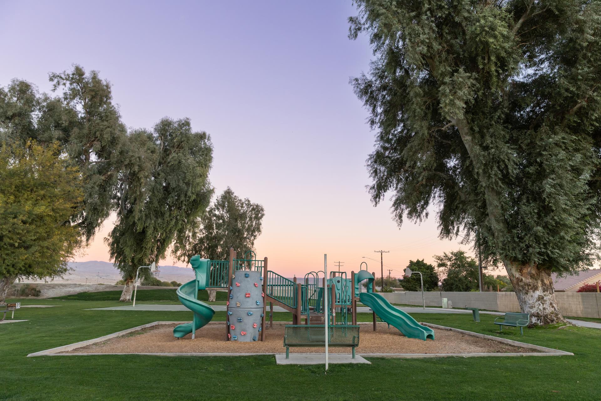 Coachella_SierraVistaPark_TaraHoward-8